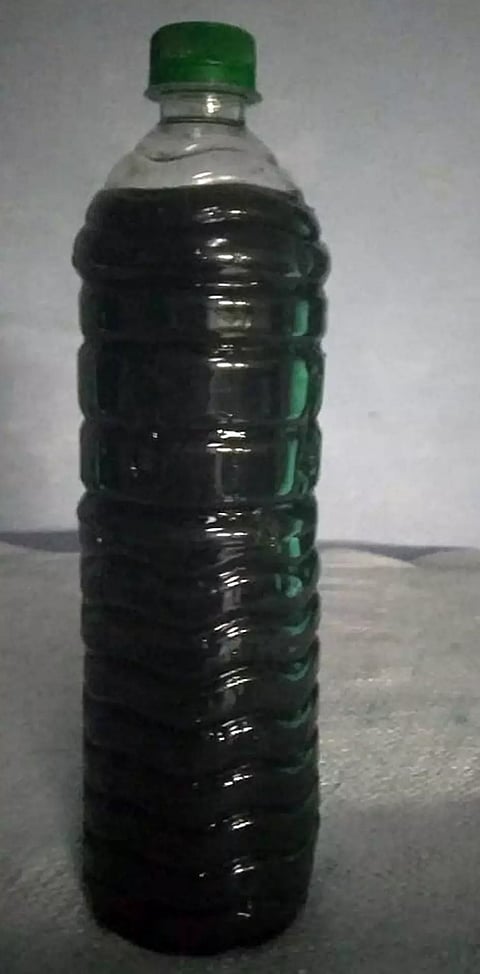 போர்வெல் கிணற்றில் சாய கழிவு நீர்