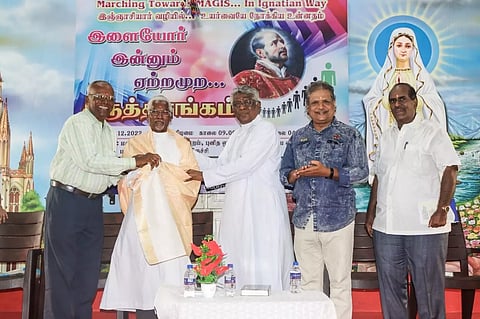 திருச்சி கல்லூரியில் இளையோர் இன்னும் ஏற்றமுற சிறப்பு கருத்தரங்கம்