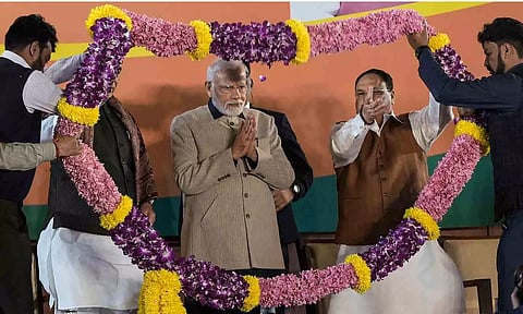 குஜராத் தேர்தல் முடிவுகள் இறுதி நிலவரம்: 156 தொகுதிகளை கைப்பற்றி பாஜக வரலாற்று வெற்றி