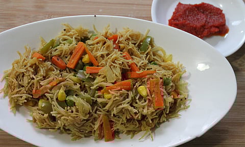 15 நிமிடத்தில் செய்யலாம் கோதுமை சேமியா கிச்சடி