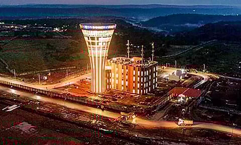 மோபா விமான நிலையம்