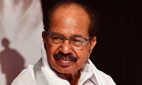 குஜராத்தில் காங்கிரஸ் தோல்விக்கு காரணம் என்ன?: வீரப்பமொய்லி விளக்கம்