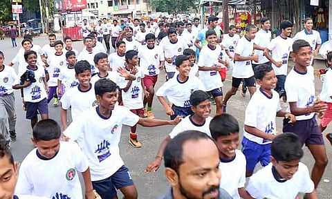 கீரமங்கலத்தில் மாரத்தான் ஓட்டம்