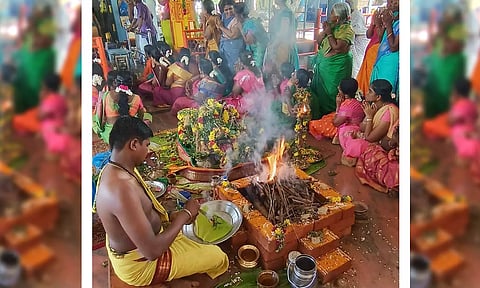 வருஷாபிஷேக விழா நடைபெற்றபோது எடுத்தபடம்.
