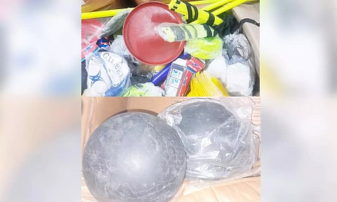 அரசு பள்ளிகளுக்கு வழங்கப்பட்ட பிளாஸ்டிக்களான விளையாட்டு உபகரணங்கள்.