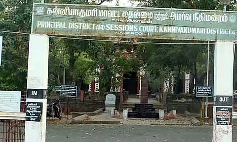 2012-ம் ஆண்டில் நடந்த சம்பவம்: வாலிபர் கொலை வழக்கில் 5 பேருக்கு ஆயுள் தண்டனை விதித்த நாகர்கோவில் கோர்ட்