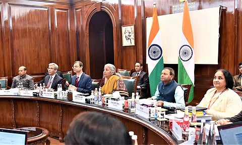 நிர்மலா சீதாராமன் தலைமையில் 48வது ஜிஎஸ்டி கவுன்சில் கூட்டம்- காணொலி வாயிலாக பங்கேற்ற பிடிஆர்