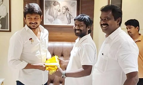 அமைச்சர் உதயநிதி ஸ்டாலினுடன் விஜய் வசந்த் எம்.பி.