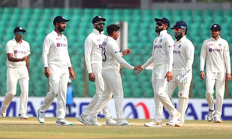 முதல் டெஸ்ட் போட்டி: வங்காளதேசத்தை 188 ரன்கள் வித்தியாசத்தில் வீழ்த்தி இந்தியா அபார வெற்றி