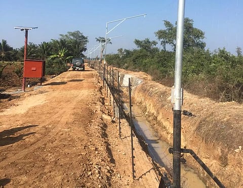 4 கிலோ மீட்டர் தூரத்துக்கு சூரிய மின் வேலி அமைப்பு