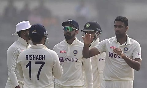 விக்கெட் வீழ்த்திய உற்சாகத்தில் அஷ்வின்