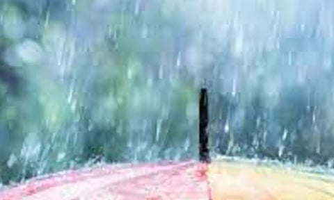 தமிழகத்தில் அடுத்த 3 மணி நேரத்திற்கு மிதமான மழைக்கு வாய்ப்பு - வானிலை ஆய்வு மையம்