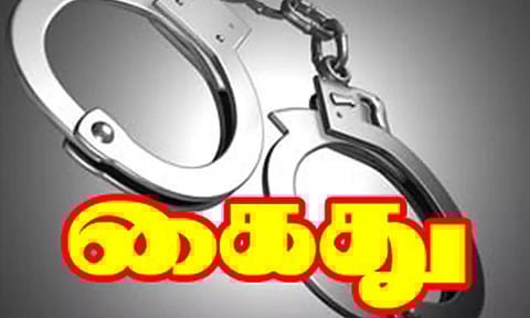 கோவையில் இளம்பெண் குளிப்பதை வீடியோ எடுத்த வாலிபர்- பொதுமக்கள் தர்ம அடி