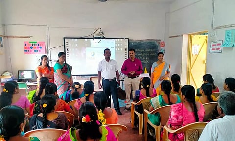 ஆசிரியர்களுக்கு எண்ணும் எழுத்தும் பயிற்சி