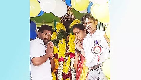 கட்டபொம்மன் சிலைக்கு மரியாதை