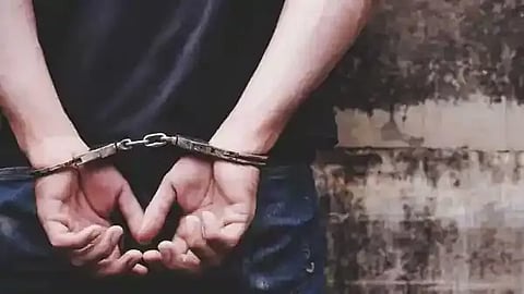 வழிப்பறியில் ஈடுபட முயன்ற வாலிபர் கைது