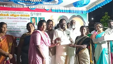 பொன்னேரியில் காங்கிரஸ் கட்சி சார்பில் பொங்கல் விழா