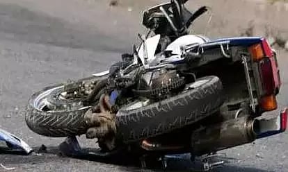 மோட்டார் சைக்கிள் விபத்தில் வாலிபர் பலி