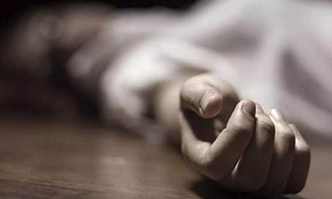 அரசு பஸ்சில் இருந்து கீழே விழுந்து மூதாட்டி பலி