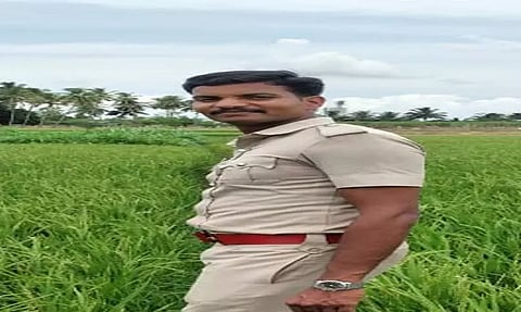 பலியான போலீஸ் ஜீப் டிரைவர் சதீஷ்குமார்.