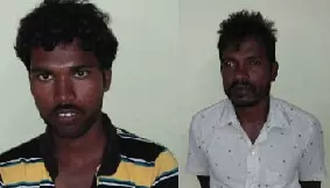 கைதான 2 பேரை படத்தில் காணலாம்.