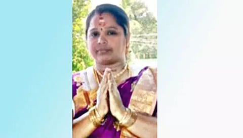 வீட்டு வரி செலுத்தியவர்களிடம் மட்டுமே மின் கட்டணம் வசூலிக்க வேண்டும்