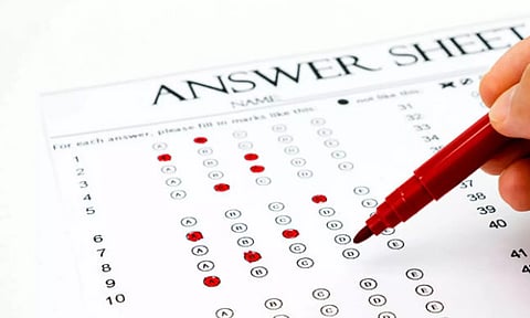 ஐ.ஐ.டி.யில் என்ஜினீயரிங் படிப்பில் சேருவதற்கான ஜே.இ.இ. மெயின் நுழைவு தேர்வு நாளை தொடங்குகிறது