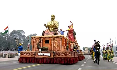 டெல்லி குடியரசு விழா அணிவகுப்பில் தமிழ்நாடு அலங்கார ஊர்தி