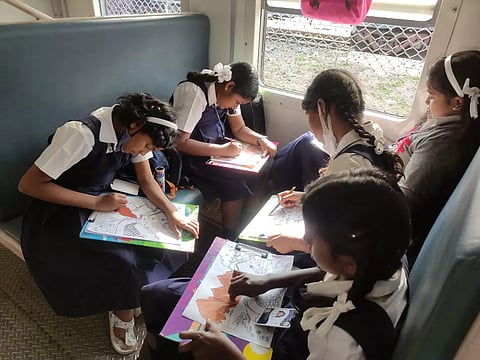 கோவை- மேட்டுப்பாளையம் வரை ஓடும் ரெயிலில் ஓவியப்போட்டி