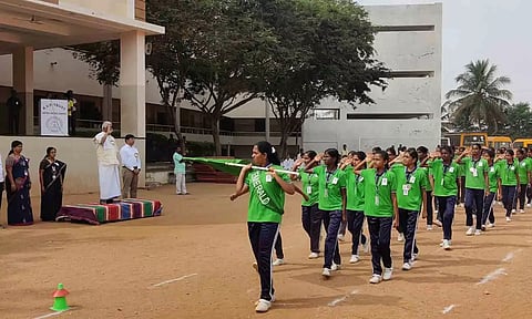 திருமுருகன்பூண்டி ஏ.வி.பி. பள்ளியில் குடியரசு தின விழா