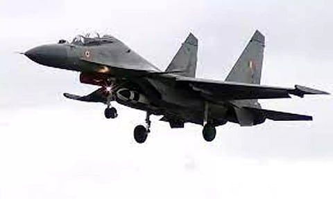 மத்திய பிரதேசம், ராஜஸ்தானில் போர் விமானங்கள் விழுந்து நொறுங்கி விபத்து