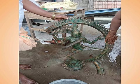 பழமையான 3 அடி உயரம் கொண்ட நடராஜர் ஐம்பொன் சிலை கண்டெடுப்பு
