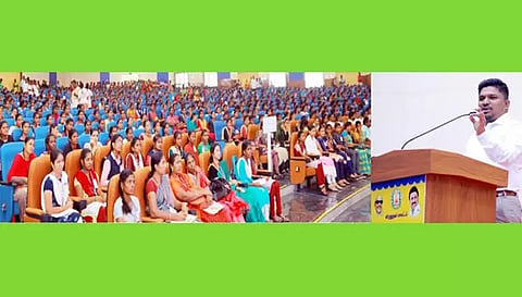 விருதுநகர் அரசு மருத்துவ கல்லூரி கலையரங்கத்தில் நடந்த விழாவில் கலெக்டர் ஜெயசீலன் உயர்கல்வி உறுதி திட்டத்தை தொடங்கி வைத்து பேசினார்.