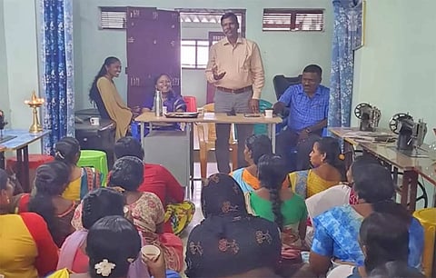 பயிற்சி கூட்டம் நடைபெற்ற காட்சி.