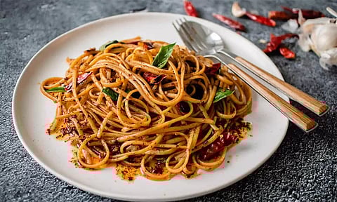 குழந்தைகளுக்கான சமையல்: சில்லி கார்லிக் நூடுல்ஸ்