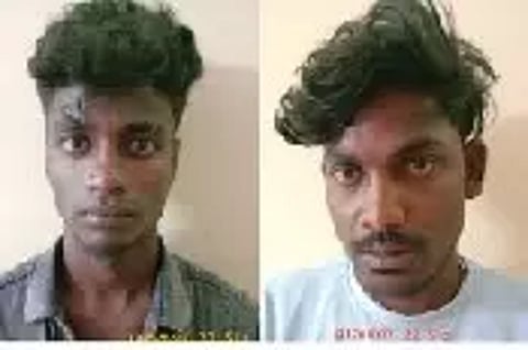 கைதான 2 பேரை படத்தில் காணலாம். 