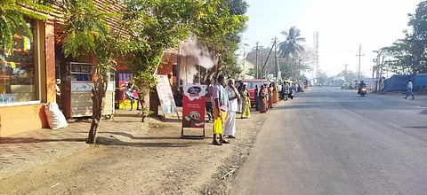 கணுவாய் பாளையம் பிரிவில் நிழற்குடை அமைக்கப்படுமா?