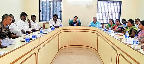 கூட்டம் நடந்த போது எடுத்த படம்