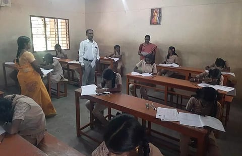 அரியலூரில் நடைபெற்ற கல்வி உதவித்தொகை பெறுவதற்கான தேர்வில் 2854 மாணவர்கள் கலந்து கொண்டனர்