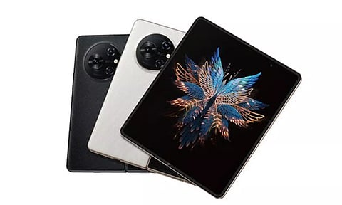 2K+ Foldable ஸ்கிரீன் கொண்ட டெக்னோ ஸ்மார்ட்போன் இந்தியாவில் அறிமுகம்