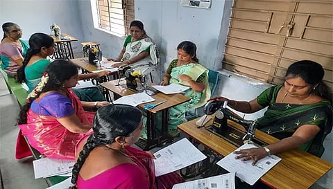 மார்ச் மாதம் 13-ந் தேதி பிளஸ்-2 தேர்வு தொடங்கப்பட உள்ளதால் சேலம் கோட்டை அரசு மகளிர் மேல்நிலைப் பள்ளியில் விடைத்தாள்களுடன் முகப்புத்தாளை இணைத்து தைக்கும் பணி நடந்து வருகிறது.