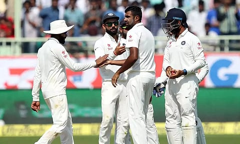 அஸ்வின், ஜடேஜா அபாரம்- முதல் இன்னிங்ஸில் 197 ரன்களுக்கு சுருண்டது ஆஸ்திரேலியா