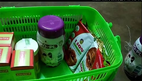 சத்து குறைபாடு உள்ள குழந்தைகளின் தாய்மார்களுக்கு ஊட்டச்சத்து பெட்டகம்