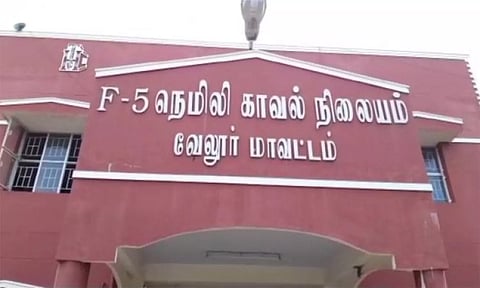 நெமிலி போலீஸ் நிலையத்தில் கூடுதல் சூப்பிரண்டு ஆய்வு