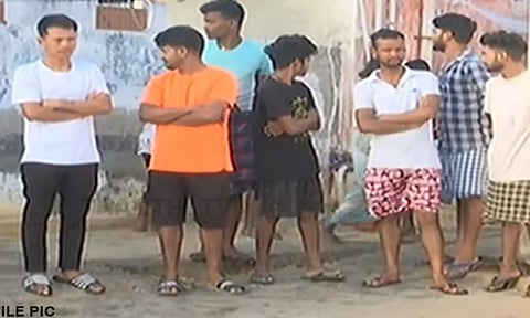 வடமாநிலத்தவர் தாக்கப்படுவது போன்று போலி வீடியோ பரப்பிய 4 பேர் மீது வழக்கு