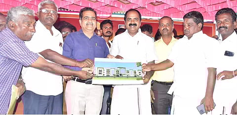 கலை மற்றும் அறிவியல் கல்லூரி அடிக்கல் நாட்டு விழா