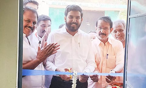 புதிய கட்டிடங்களை ஷாநவாஸ் எம்.எல்.ஏ. திறந்து வைத்தார்.