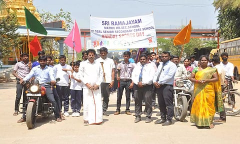 ஒலிம்பிக் ஜோதி ஊர்வலத்துடன் விளையாட்டுப் போட்டிகள்