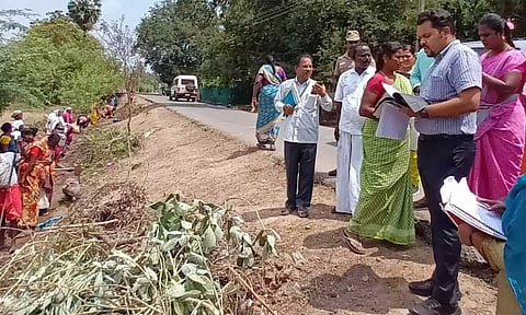 மணமை பகுதியில் ஆய்வு செய்யும் கலெக்டர் ராகுல்நாத்.