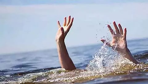குமாரபாளையம் ஆற்றில் குதித்து பெண் தற்கொலை
